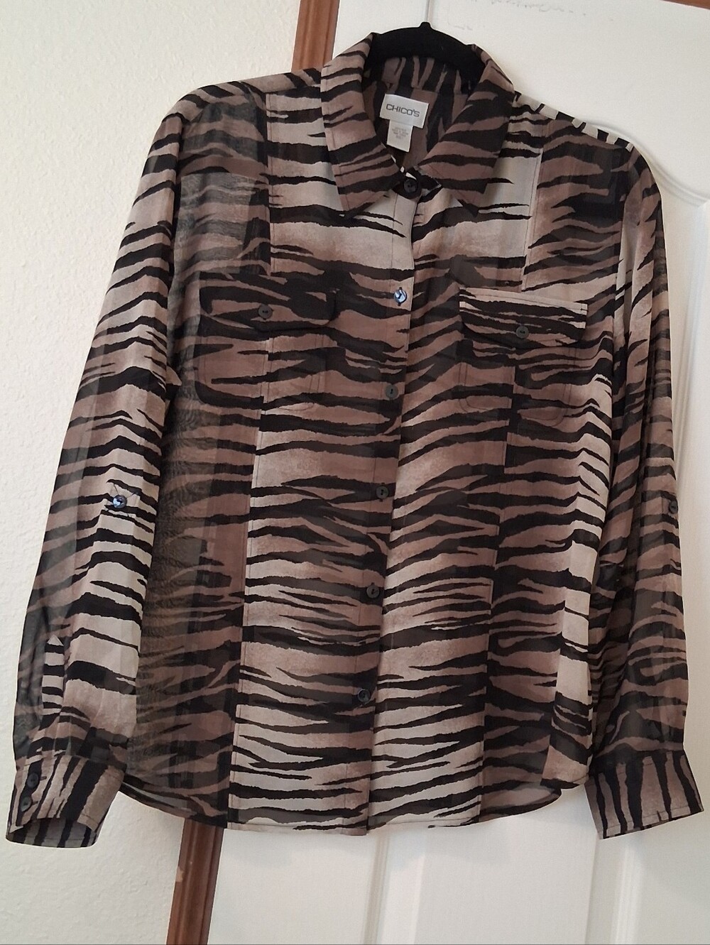 Chico's 100%Silk Shirt Blouse Leopard Print Brown Sheer Sz1 Quiet Luxury Capsule